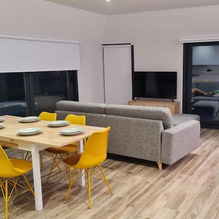 Duplex V53 Apartment Виго Екстериор снимка